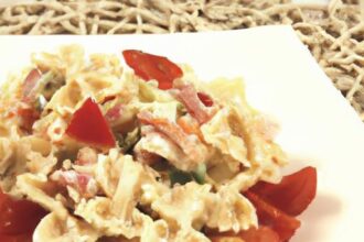 BLT Pasta Salad: Crunchy, Creamy, and Sweet Delight