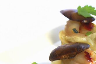 Steaming Secrets: Exploring Cantonese Savory Snack Delights