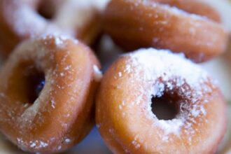 Tiny Treats: The Delightful World of Mini Donuts Uncovered