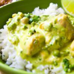 Creamy Coconut Curry Chicken: A Flavorful Tropical Delight