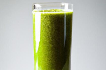 Revitalize Your Body: The Power of Cleansing Green Juice Blend