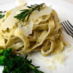 Creamy Parmesan Garlic Fettuccine: A Flavorful Classic