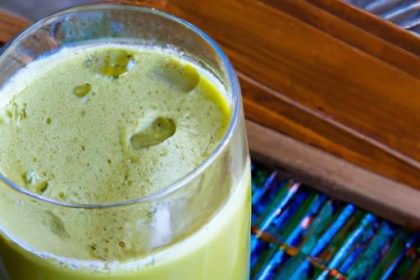 Whip Up a Creamy Mango Matcha Latte at Home Easily
