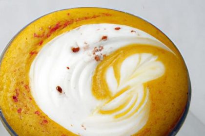 Golden Glow: The Anti-Inflammatory Power of Turmeric Latte